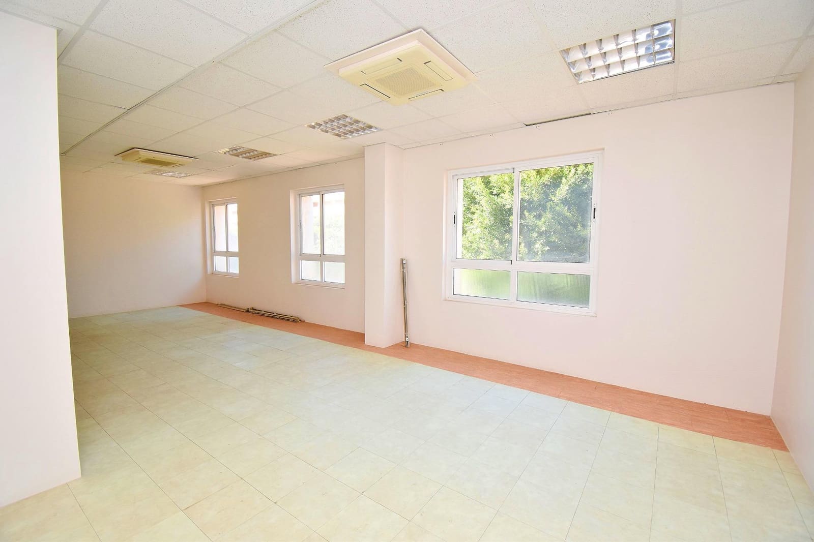 Kontor till salu i El Ejido med garage - 621 500 € (Ref: 7483203)