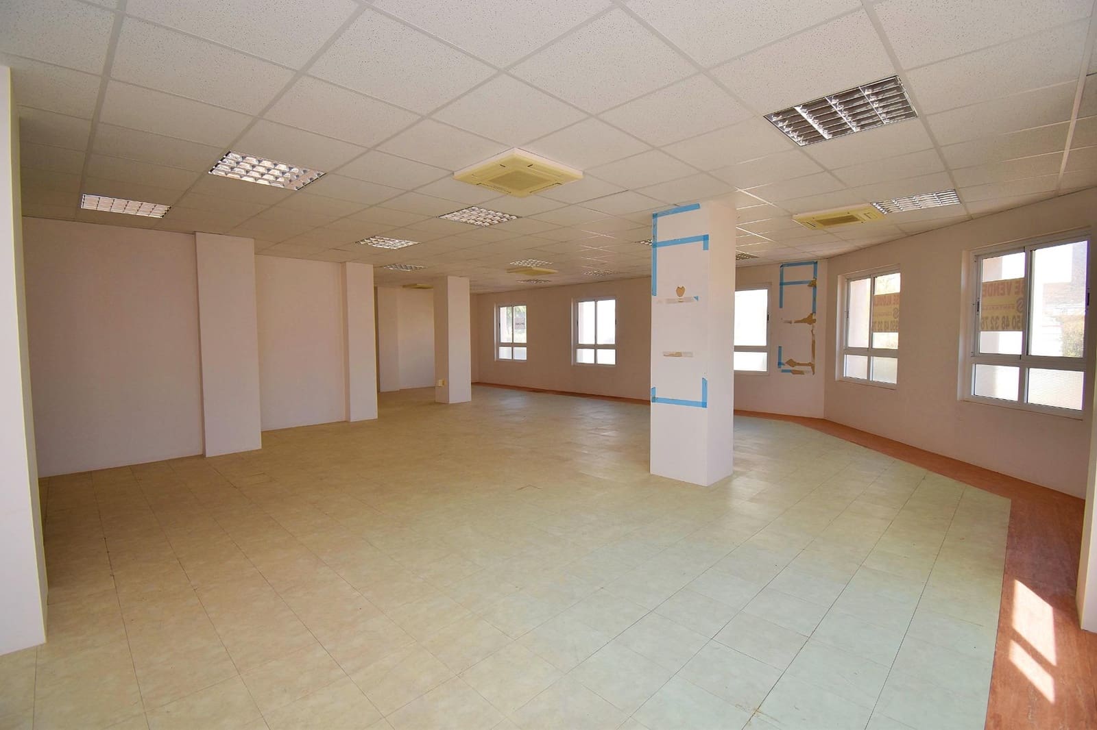 Kontor till salu i El Ejido med garage - 621 500 € (Ref: 7483203)