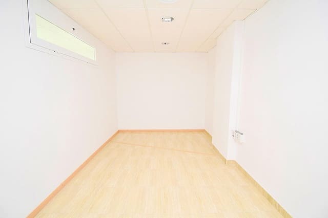 Kontor till salu i El Ejido - 69 000 € (Ref: 7646025)