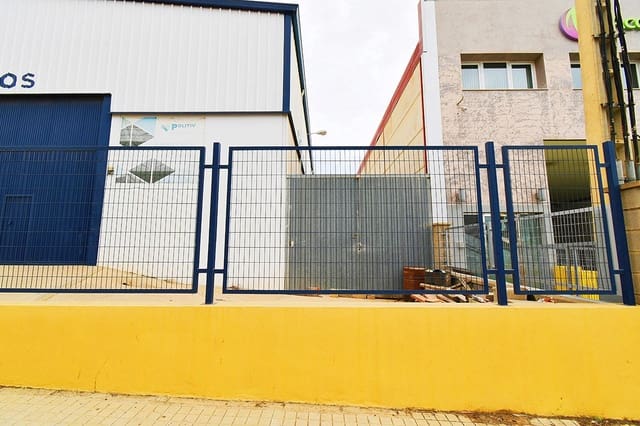 Yritys myytävänä paikassa Santa María del Águila, El Ejido mukana 
autotalli - 938 000 € (Ref: 7866509)