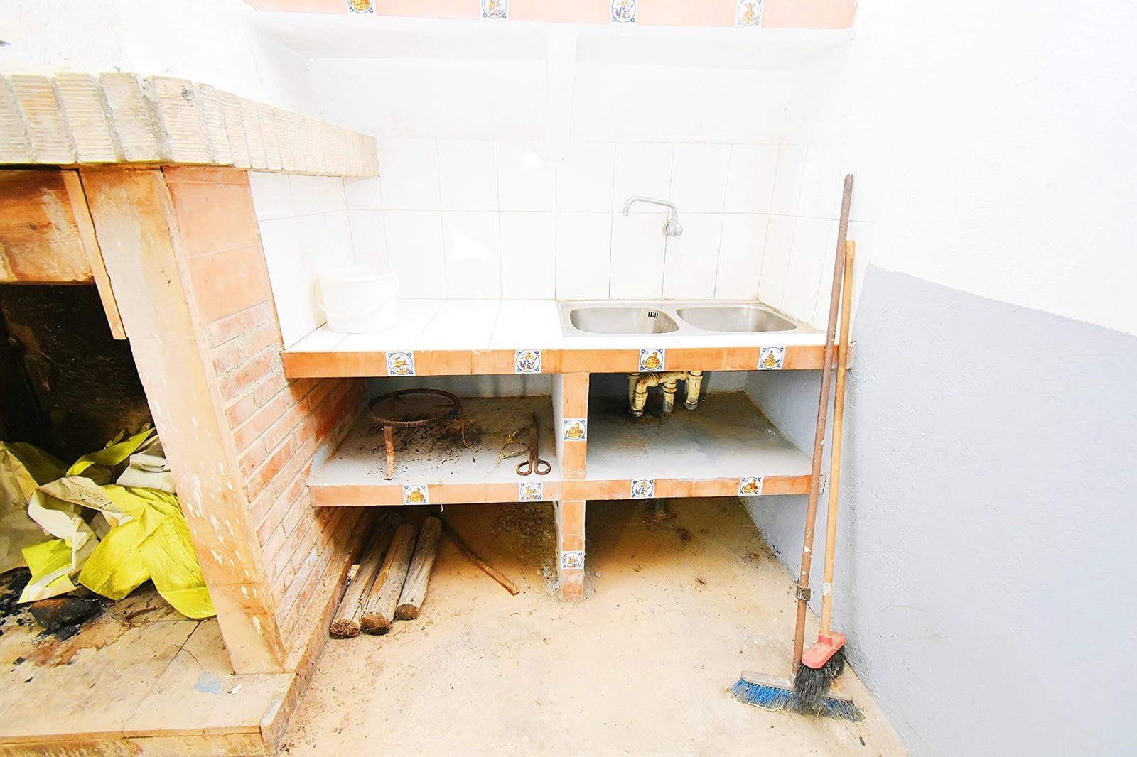 Erhverv til salg i El Ejido med garage - € 59.000 (Ref: 7934414)