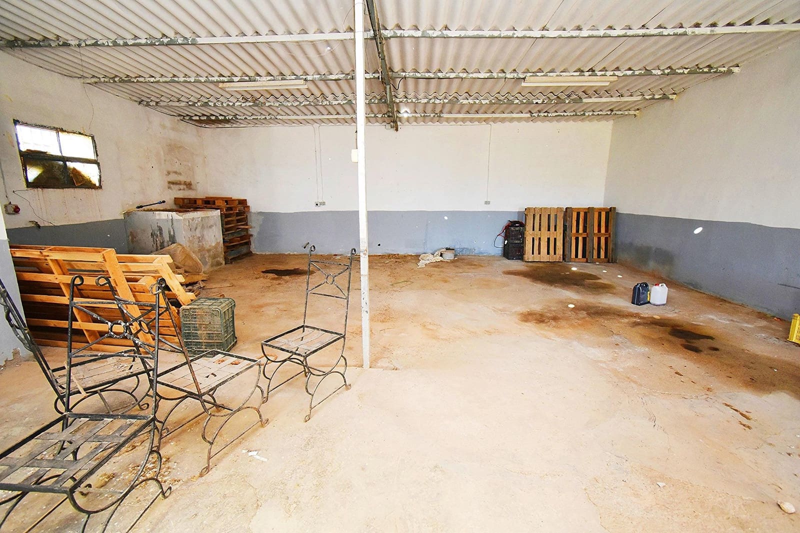 Erhverv til salg i El Ejido med garage - € 59.000 (Ref: 7934414)