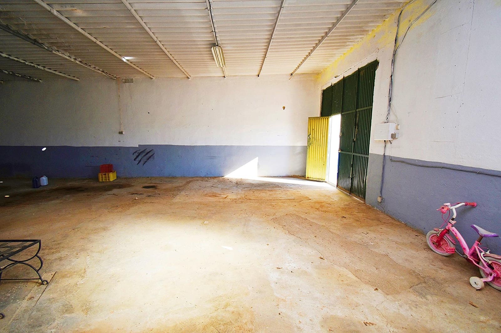 Erhverv til salg i El Ejido med garage - € 59.000 (Ref: 7934414)