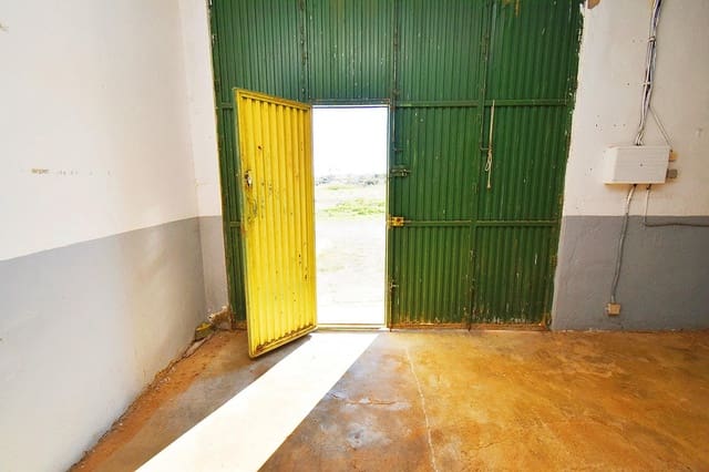 Erhverv til salg i El Ejido med garage - € 59.000 (Ref: 7934414)