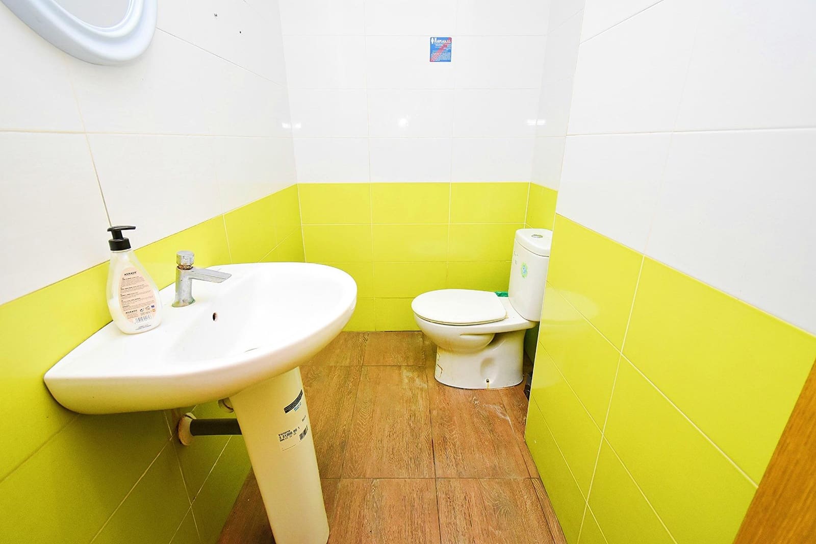 2 soveværelse Erhverv til salg i Santa Maria del Aguila - € 139.500 (Ref: 8055118)