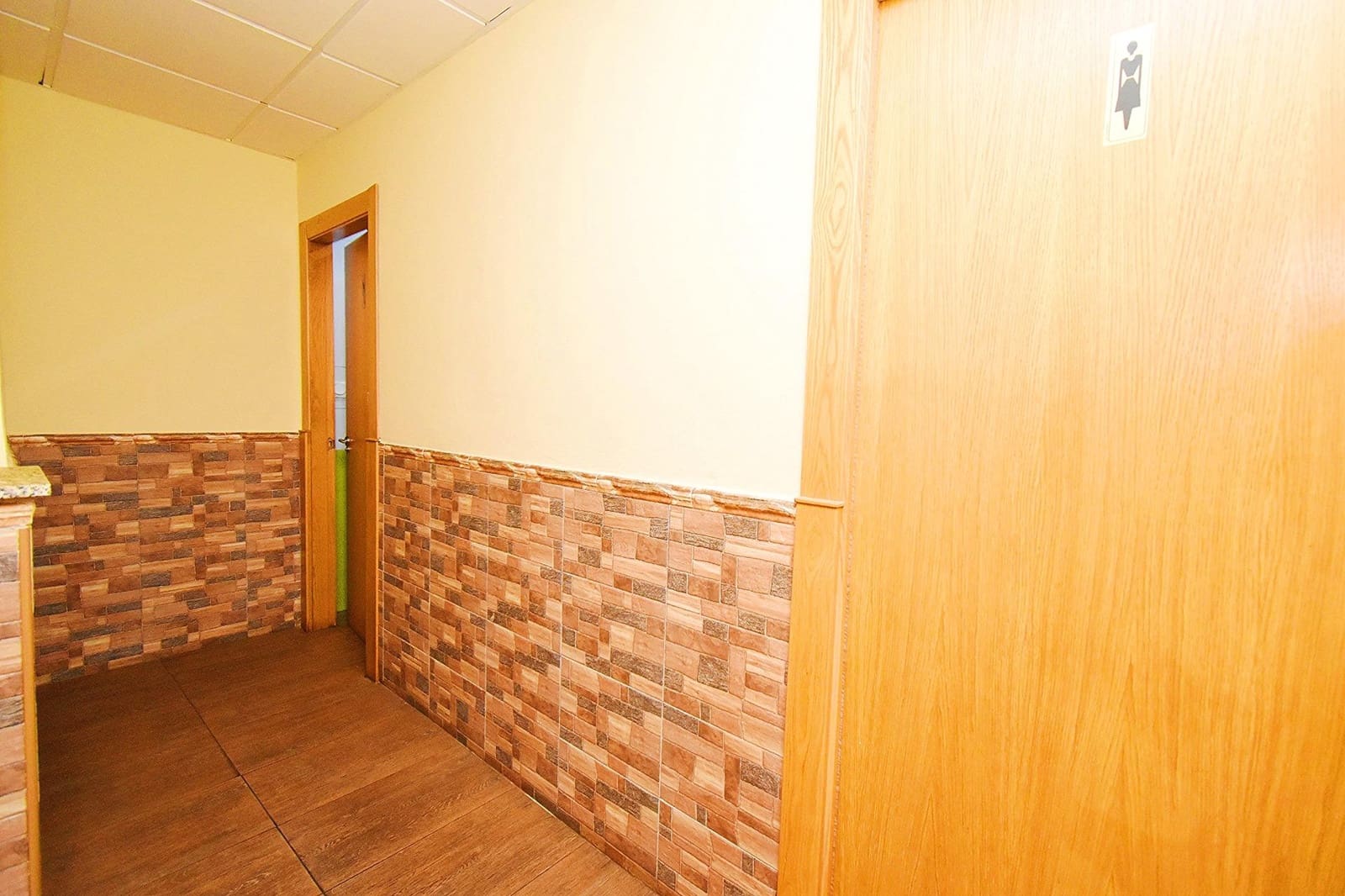 2 soveværelse Erhverv til salg i Santa Maria del Aguila - € 139.500 (Ref: 8055118)