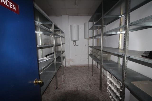 Commercial for rent in El Ejido - € 750 (Ref: 8063765)