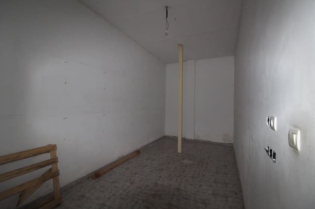 Commercial for rent in El Ejido - € 600 (Ref: 8063766)