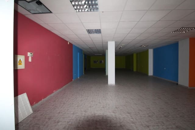 Commercial for rent in El Ejido - € 600 (Ref: 8063766)