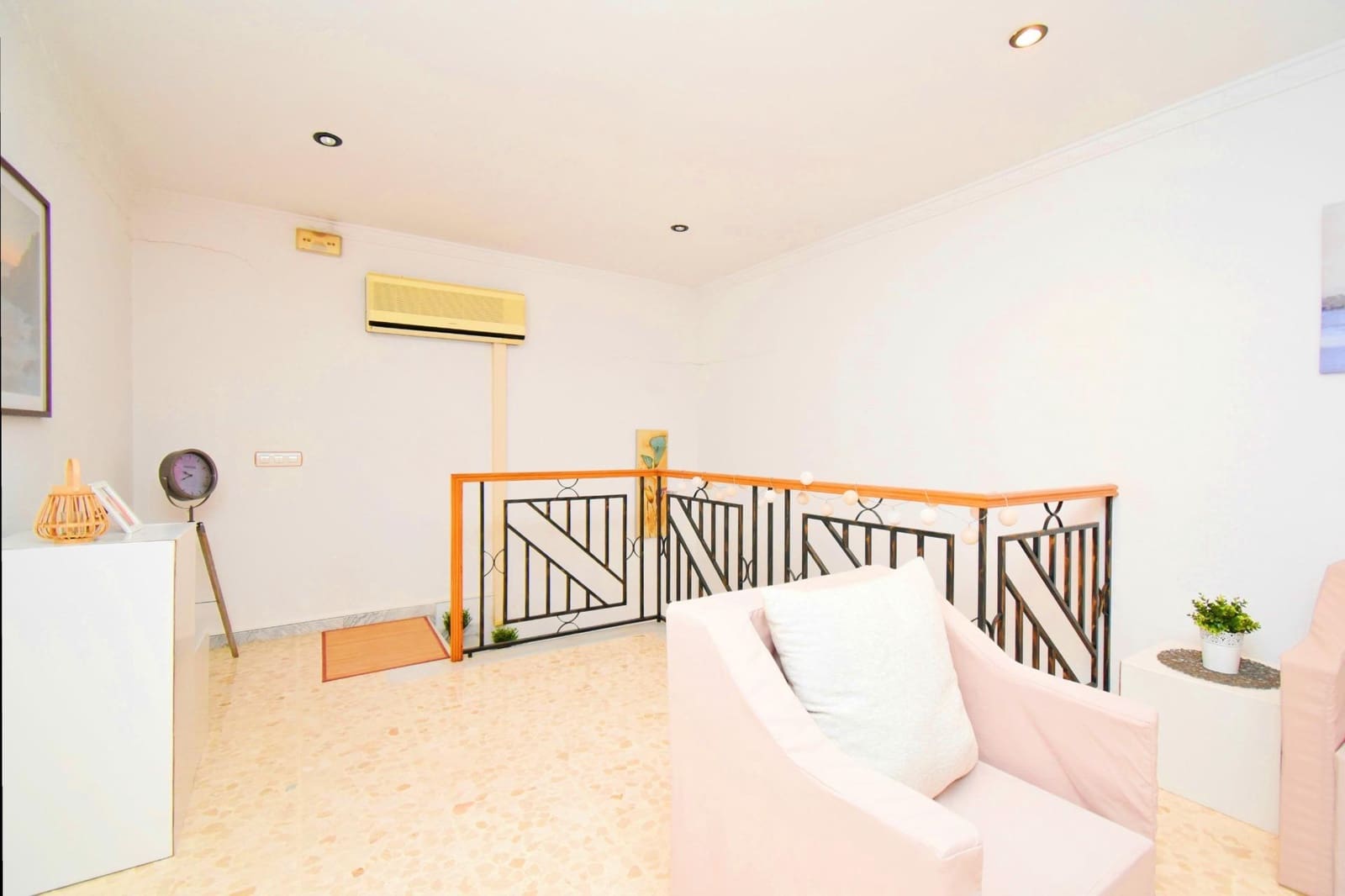 Komercyjne na sprzedaż w Santa Maria del Aguila - 83 900 € (Ref: 8063767)