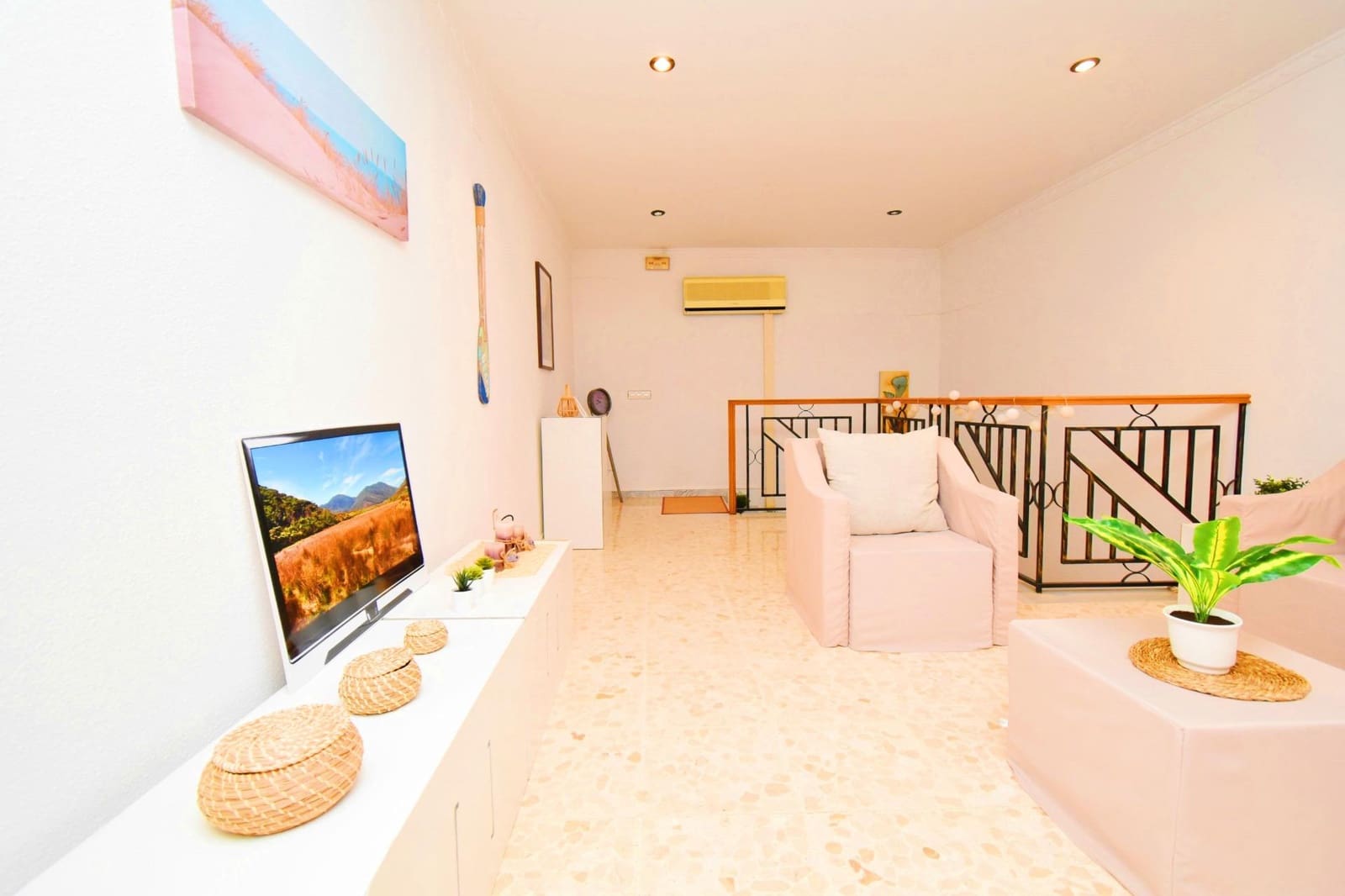 Komercyjne na sprzedaż w Santa Maria del Aguila - 83 900 € (Ref: 8063767)