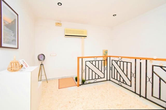 Erhverv til salg i Santa María del Águila, El Ejido - € 83.900 (Ref: 8063767)