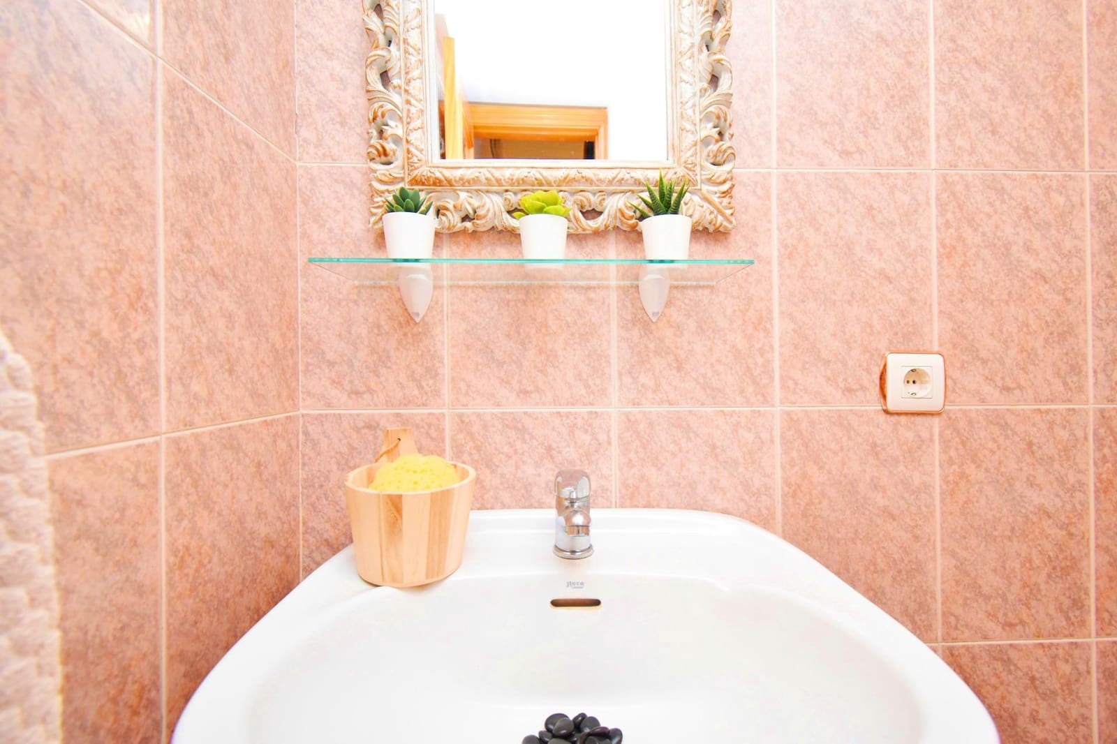 Komercyjne na sprzedaż w Santa Maria del Aguila - 83 900 € (Ref: 8063767)