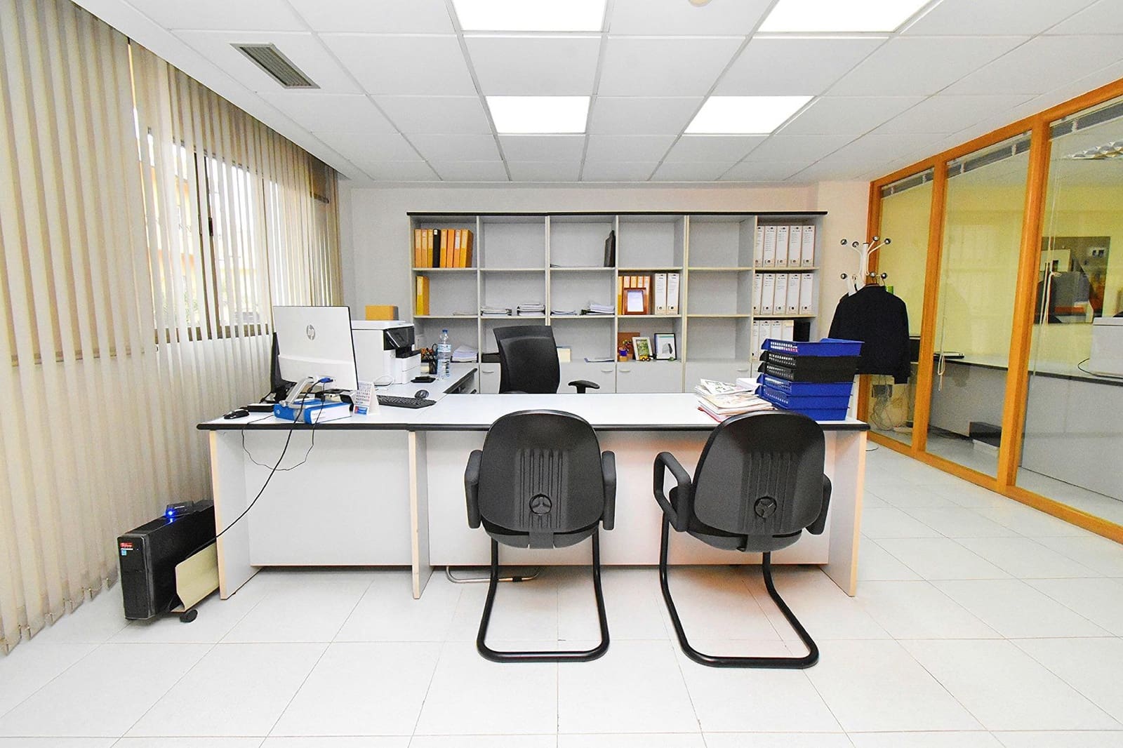 Kontor til salgs i El Ejido - € 135 000 (Ref: 8096442)