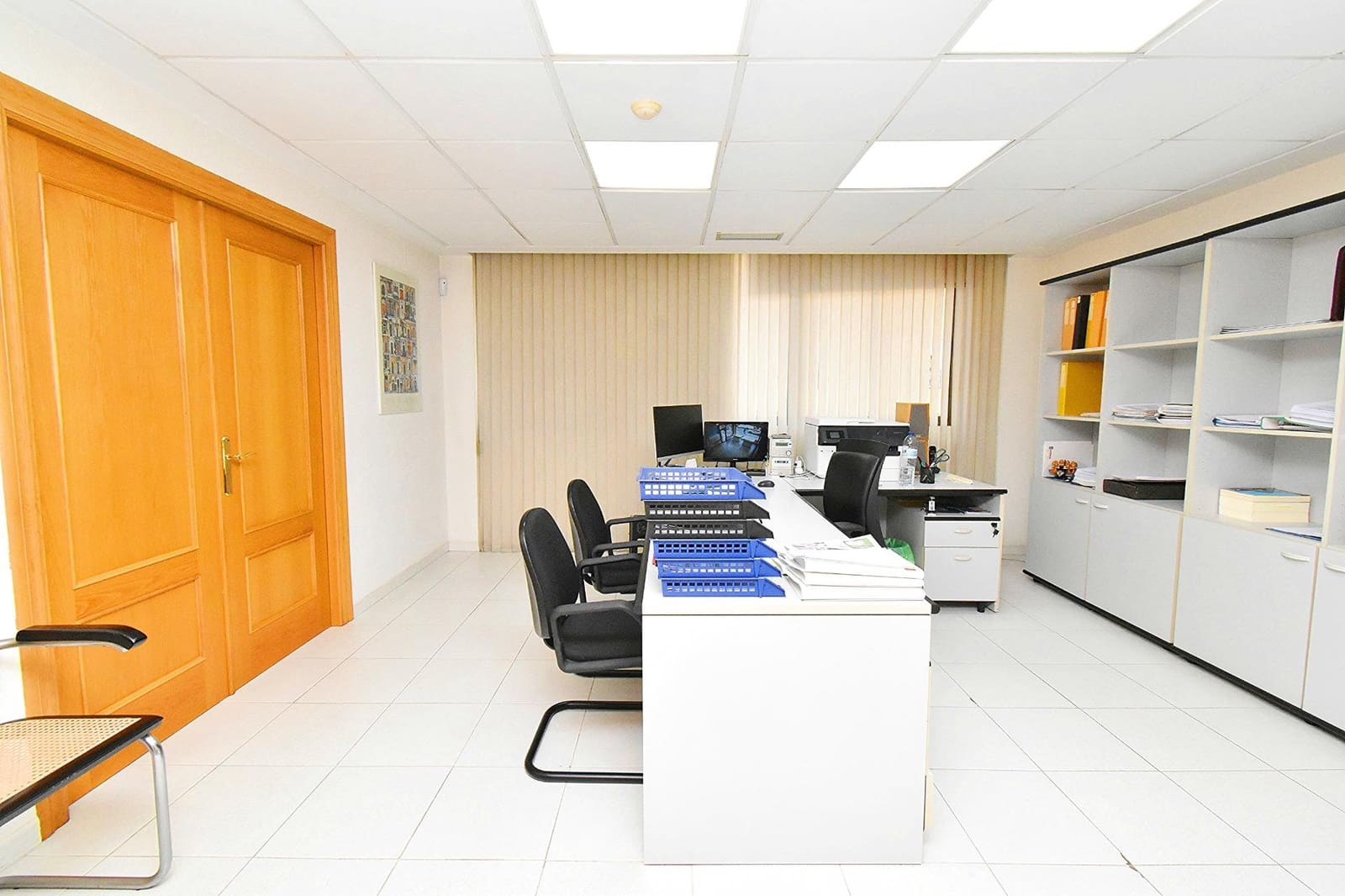 Kontor til salgs i El Ejido - € 135 000 (Ref: 8096442)