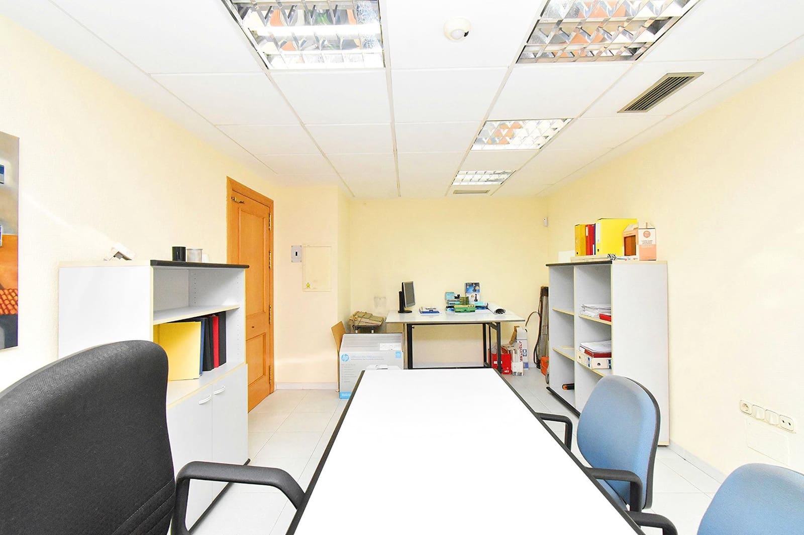 Kontor til salgs i El Ejido - € 135 000 (Ref: 8096442)