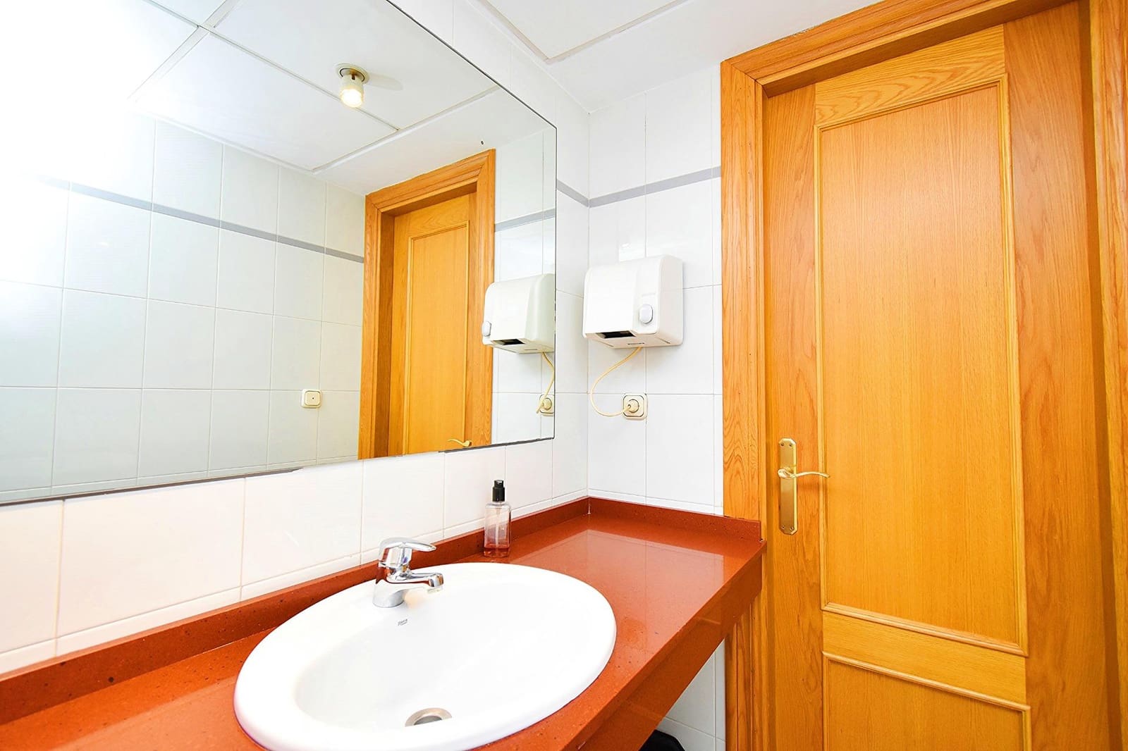 Kontor til salgs i El Ejido - € 135 000 (Ref: 8096442)