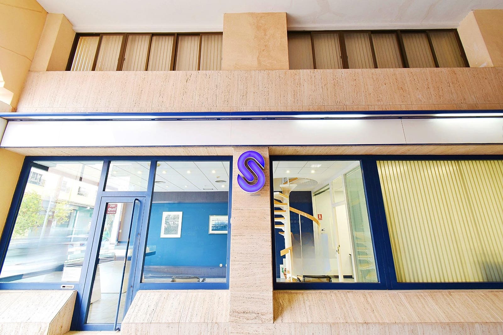 Kontor til salgs i El Ejido - € 135 000 (Ref: 8096442)