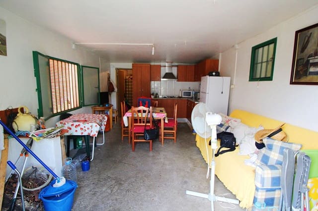 Grunde uden byggetilladelser til salg i Granada by - € 44.950 (Ref: 8201905)