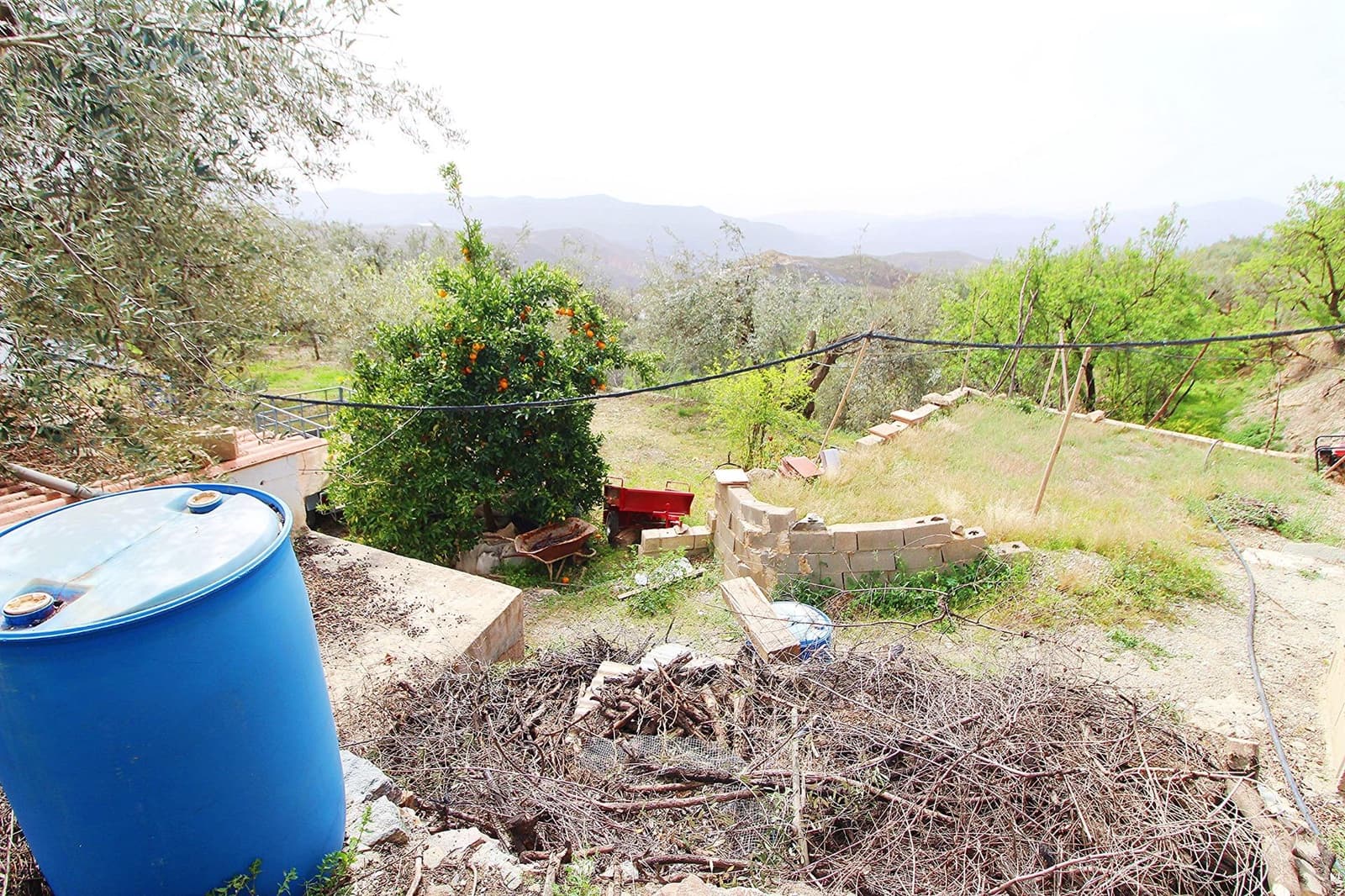 Ubebygd land til salgs i Granada by - € 44 950 (Ref: 8201905)