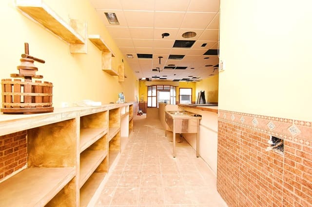 Erhverv til salg i El Ejido - € 64.900 (Ref: 8365882)