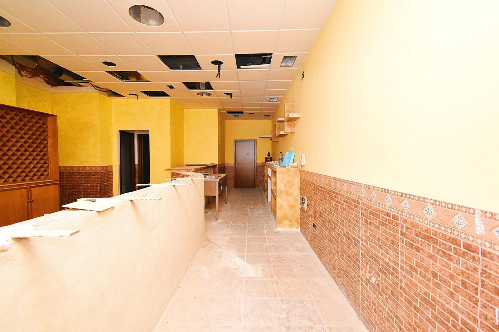 Erhverv til salg i El Ejido - € 64.900 (Ref: 8365882)