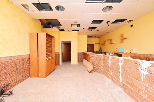 Erhverv til salg i El Ejido - € 64.900 (Ref: 8365882)