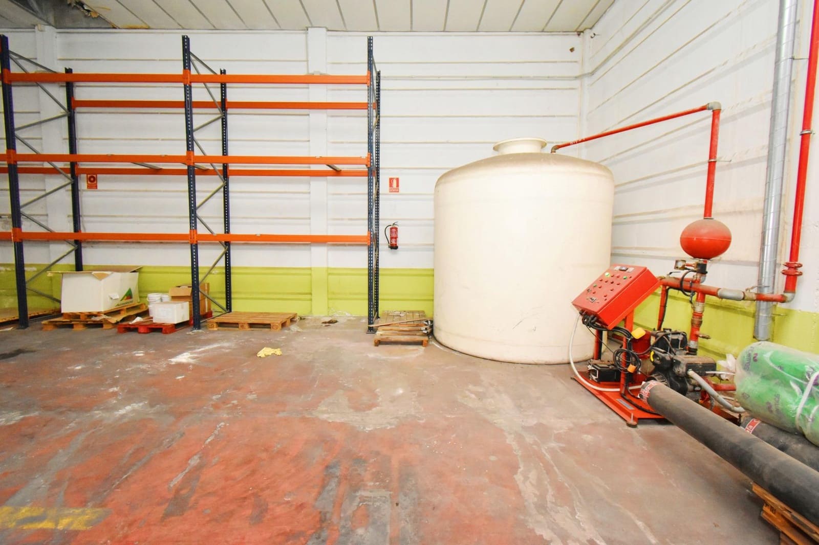 Virksomhed til salg i Santa Maria del Aguila - € 345.000 (Ref: 8428674)