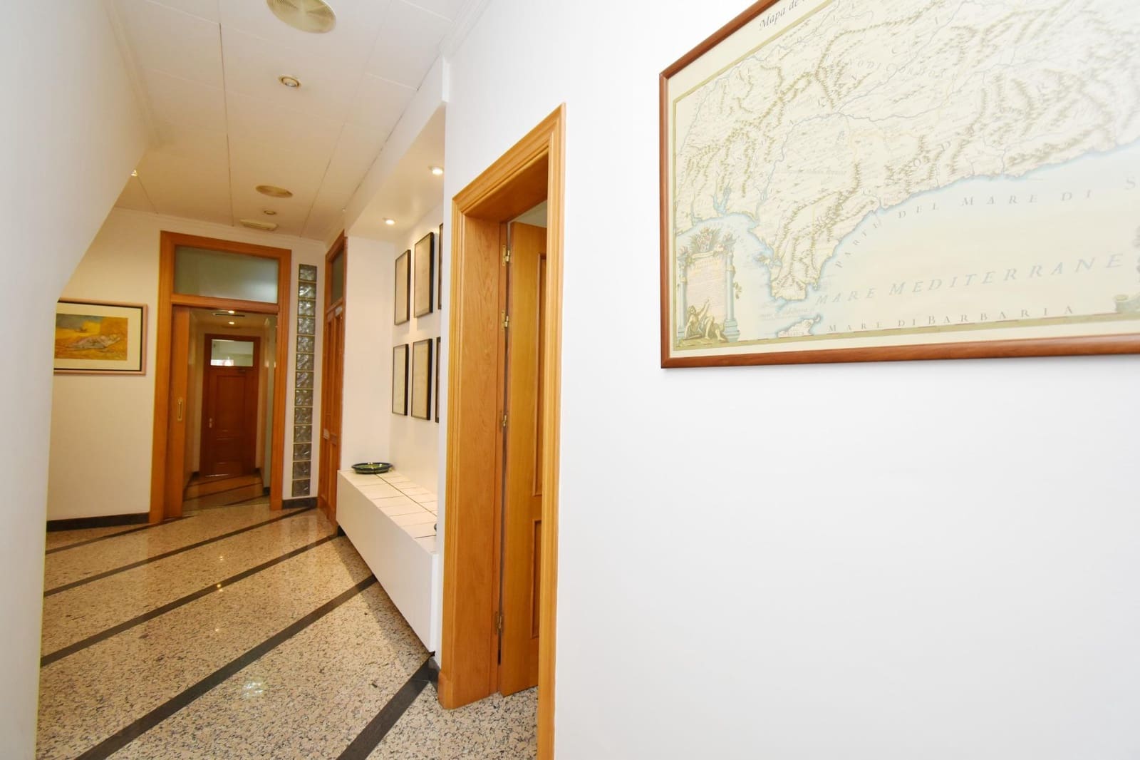 Erhverv til salg i El Ejido - € 150.000 (Ref: 8508837)