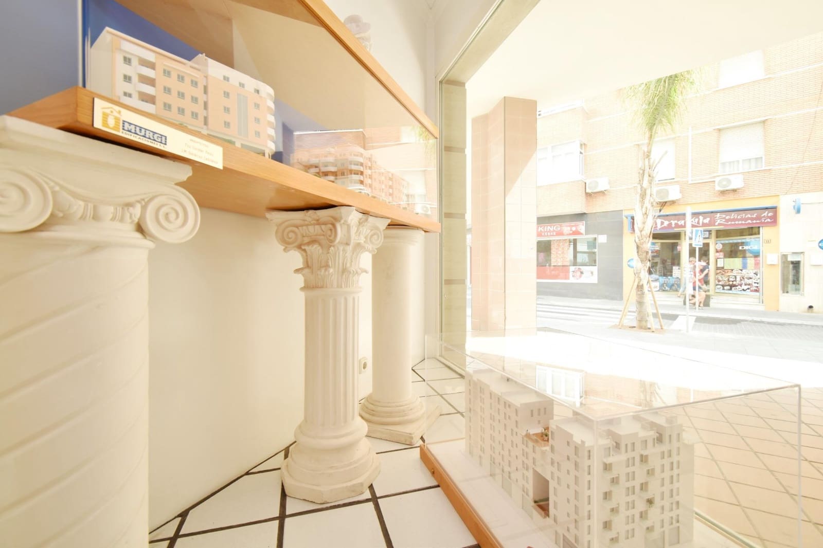 Erhverv til salg i El Ejido - € 150.000 (Ref: 8508837)