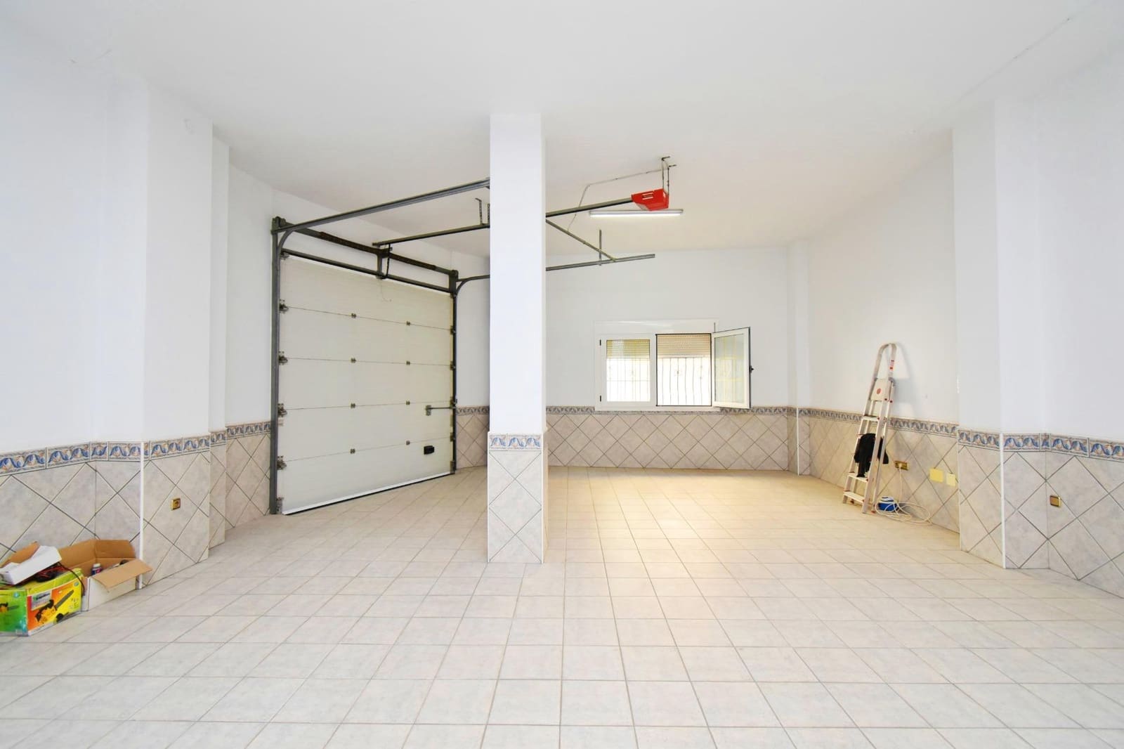 4 soveværelse Byhus til salg i Adra med garage - € 740.000 (Ref: 8561716)