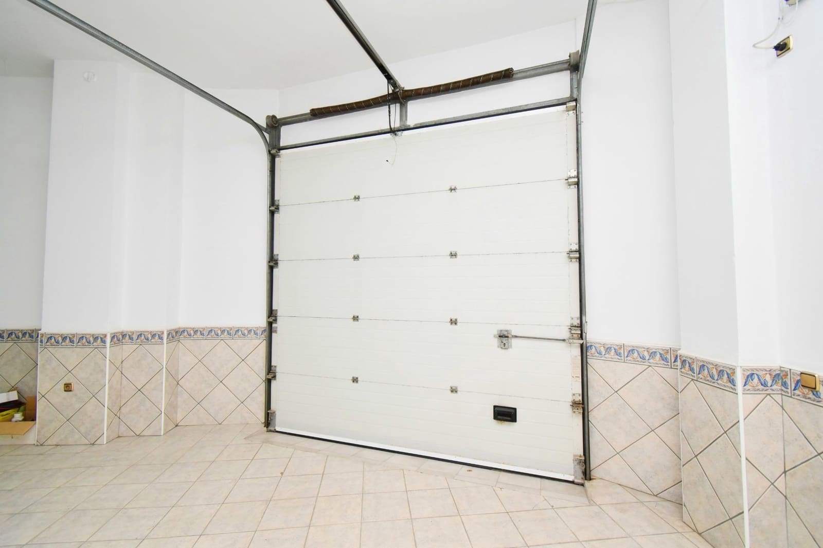 4 soveværelse Byhus til salg i Adra med garage - € 740.000 (Ref: 8561716)