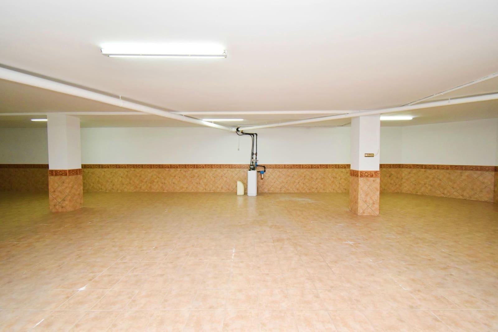 4 soveværelse Byhus til salg i Adra med garage - € 740.000 (Ref: 8561716)