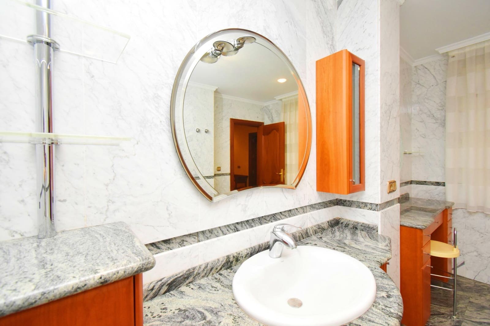 4 soveværelse Byhus til salg i Adra med garage - € 740.000 (Ref: 8561716)