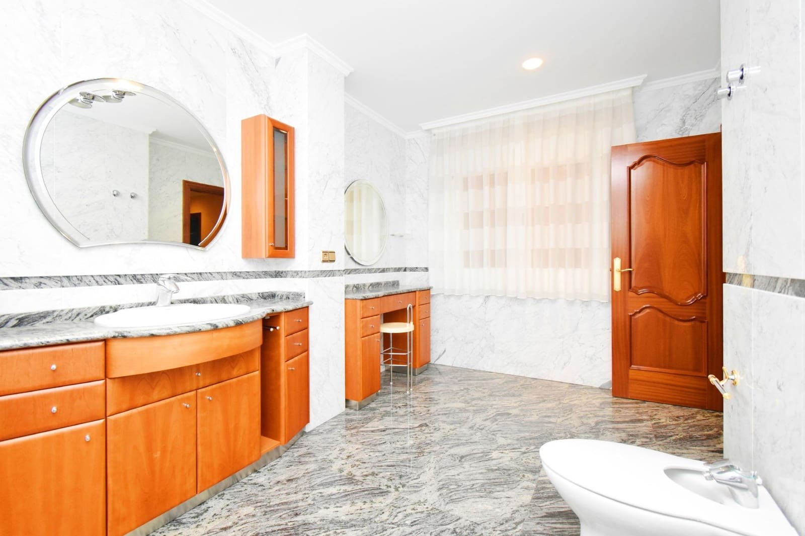 4 soveværelse Byhus til salg i Adra med garage - € 740.000 (Ref: 8561716)