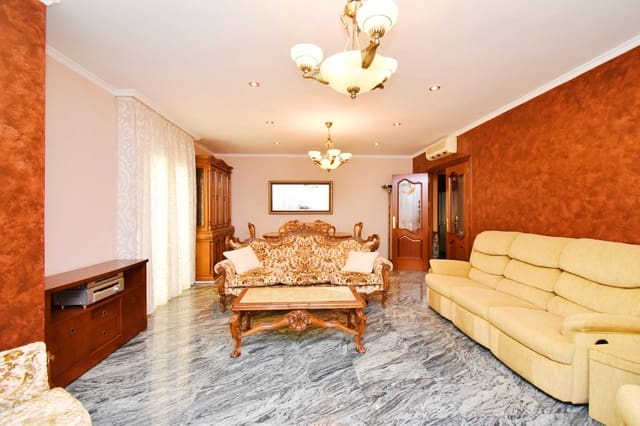 4 quarto Casa em Banda para venda em Adra com garagem - 740 000 € (Ref: 8561716)