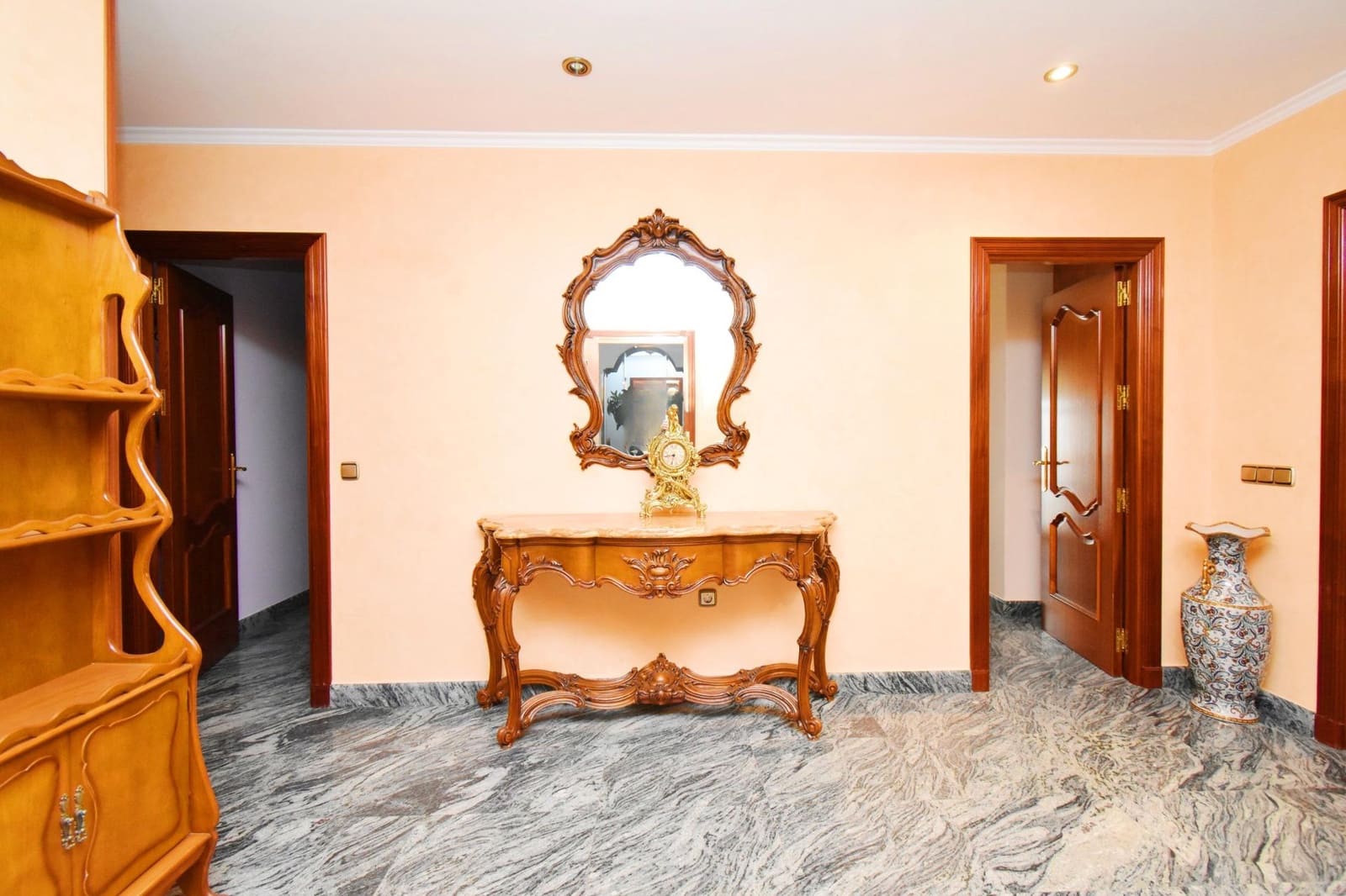 4 soveværelse Byhus til salg i Adra med garage - € 740.000 (Ref: 8561716)