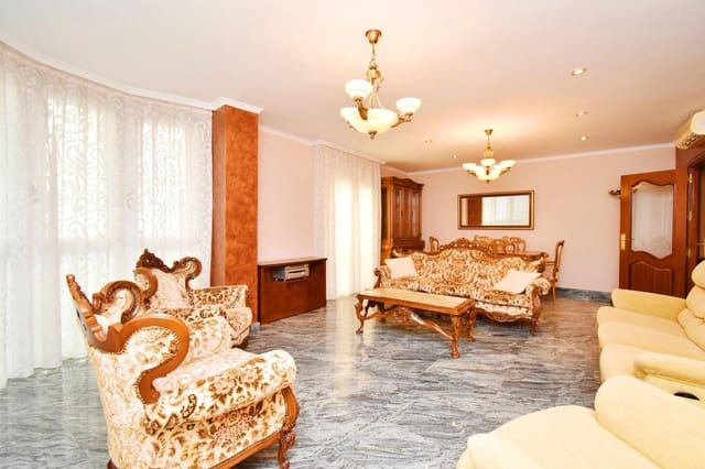 4 quarto Casa em Banda para venda em Adra com garagem - 740 000 € (Ref: 8561716)