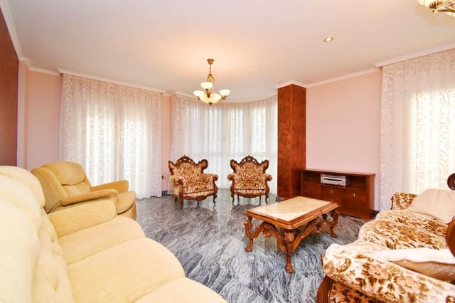 4 quarto Casa em Banda para venda em Adra com garagem - 740 000 € (Ref: 8561716)