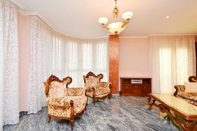 4 quarto Casa em Banda para venda em Adra com garagem - 740 000 € (Ref: 8561716)