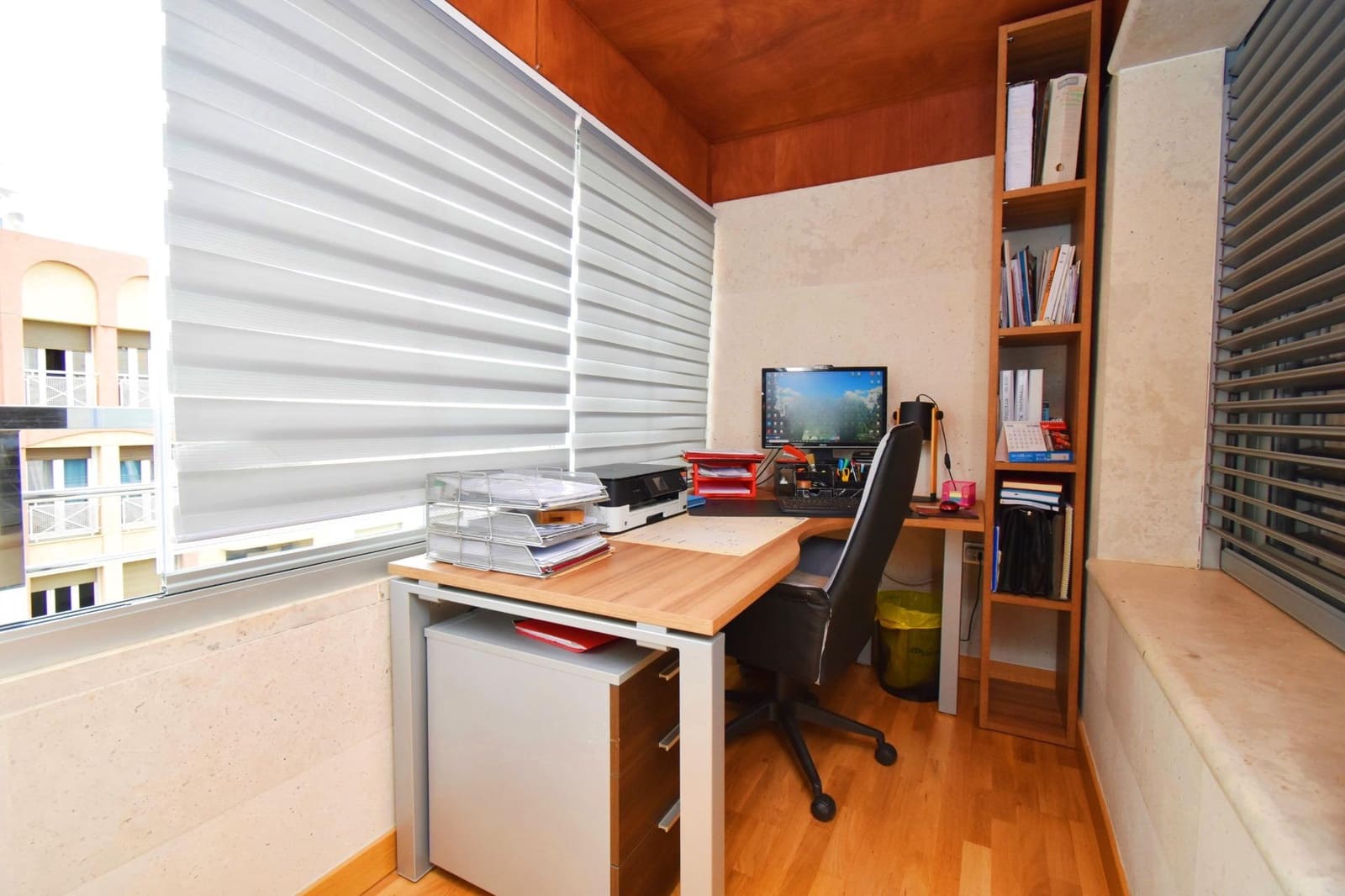 4 bedroom Flat for sale in El Ejido with garage - € 215,000 (Ref: 8580010)