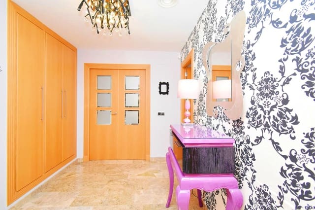 4 sypialnia Mieszkanie na sprzedaż w El Ejido z garażem - 215 000 € (Ref: 8580010)