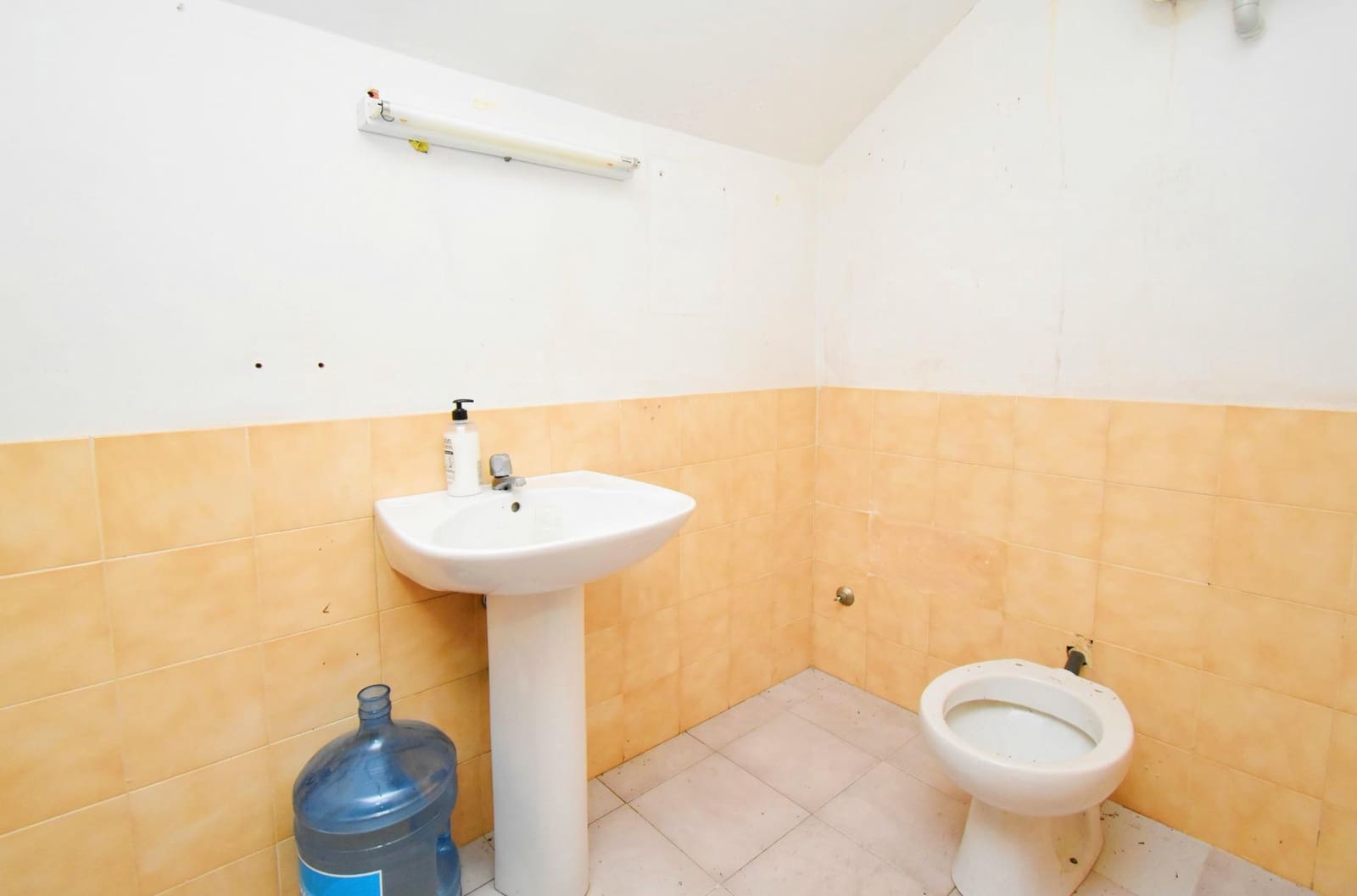 Commercial for sale in El Ejido - € 79,260 (Ref: 8809787)