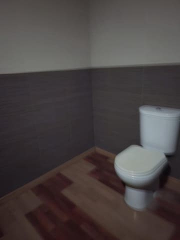 Commercial for rent in El Ejido - € 550 (Ref: 8879803)