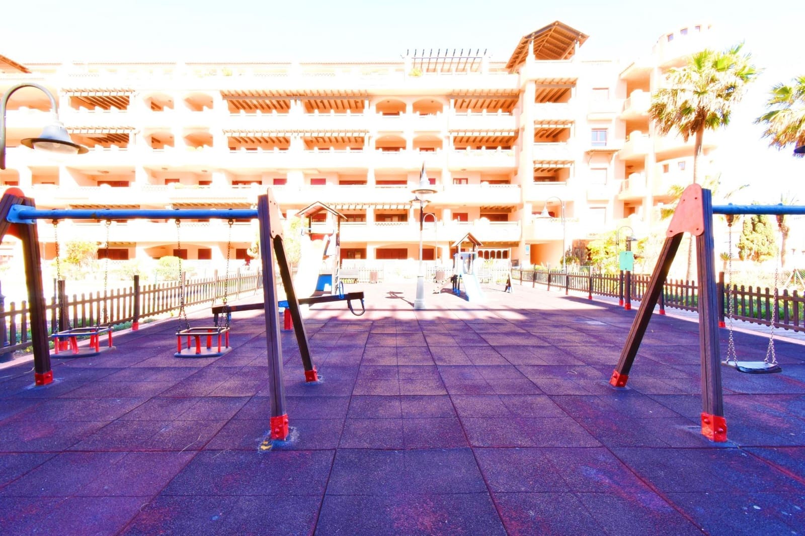 1 soveværelse Penthouse til salg i Almerimar med swimmingpool garage - € 185.000 (Ref: 8911019)