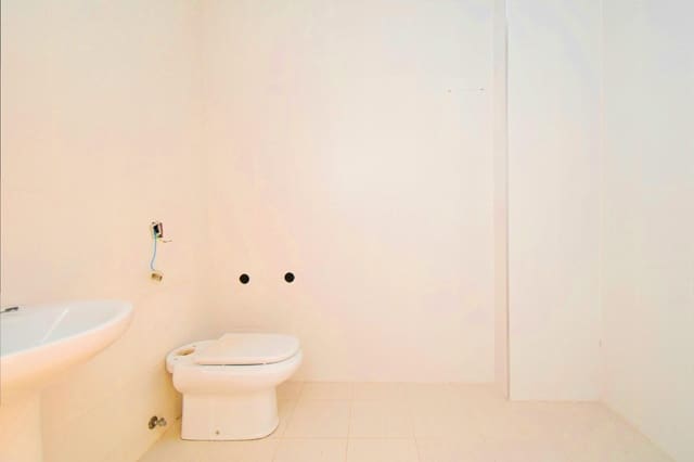 Erhverv til salg i El Ejido - € 69.900 (Ref: 8943875)