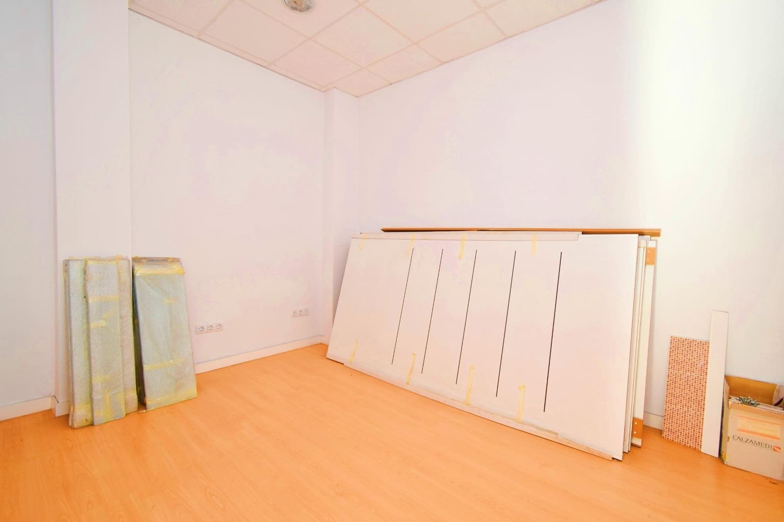 Erhverv til salg i El Ejido - € 69.900 (Ref: 8943875)