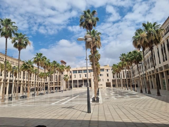 Garage for sale in El Ejido - € 5,150 (Ref: 8972755)