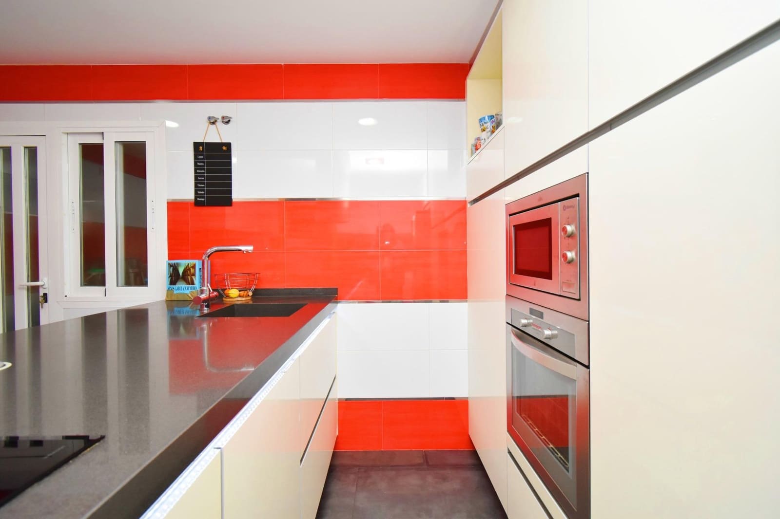 4 soveværelse Lejlighed til salg i El Ejido med garage - € 154.900 (Ref: 8979486)