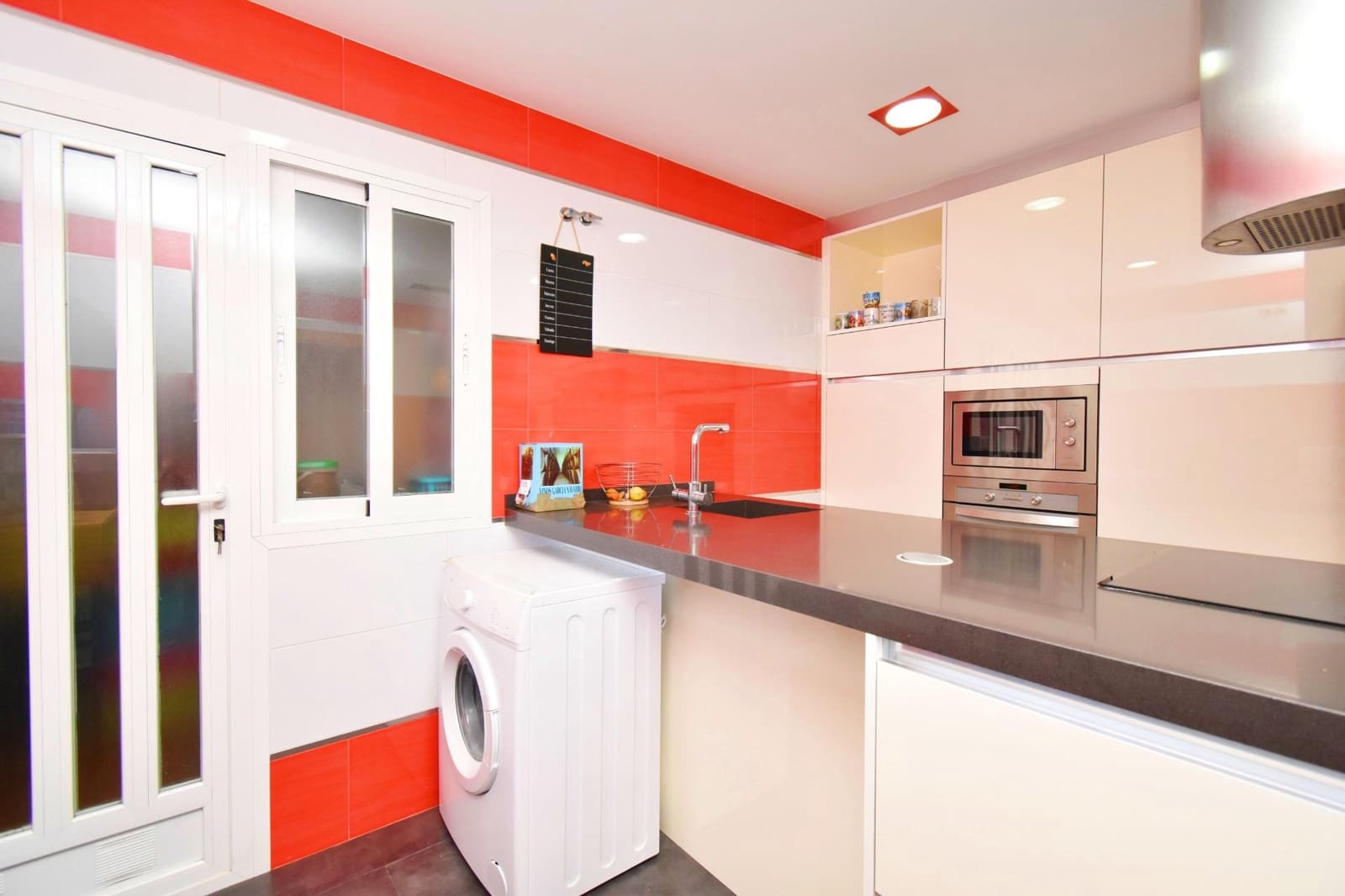 4 soveværelse Lejlighed til salg i El Ejido med garage - € 154.900 (Ref: 8979486)